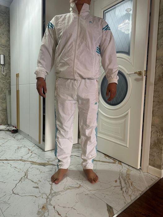 Продам Adidas original спорт костюм