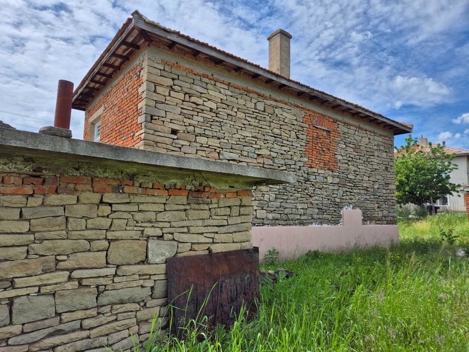 Продава се Къща в с. Велислав, Област Бургас - 196 кв.м за 110 €/кв.м - Снимка #4