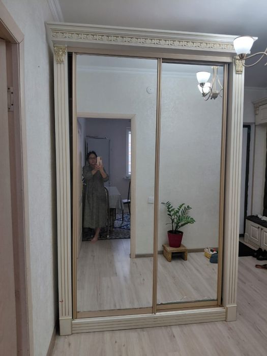Шкаф купе срочно продам