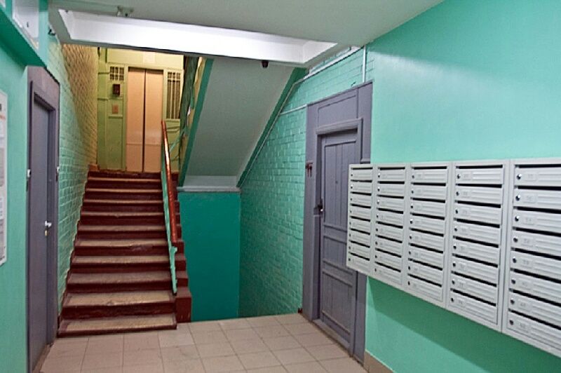 РЕМОНТ  Подъезда