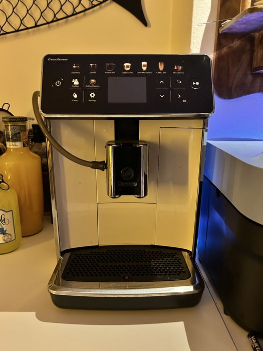 GranAroma Espresor complet automat