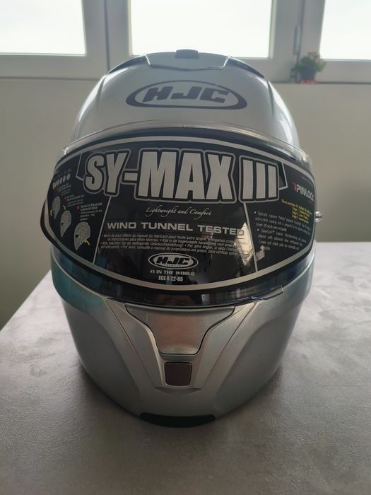 HJC SY MAX модуларна каска