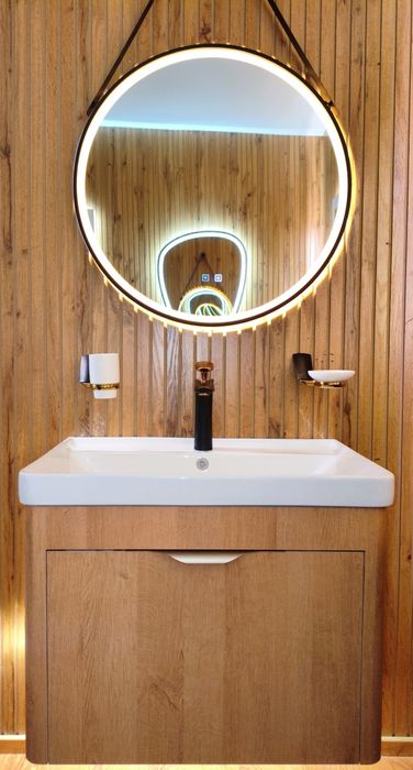 Пвс тумбы, смеситель , зеркало Rocco & DK от производителя.