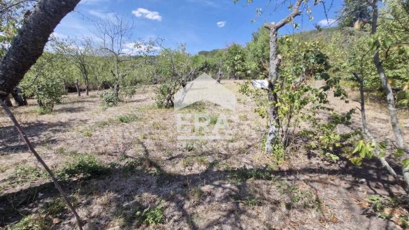 Ексклузивен парцел за продажба в село Слънчево