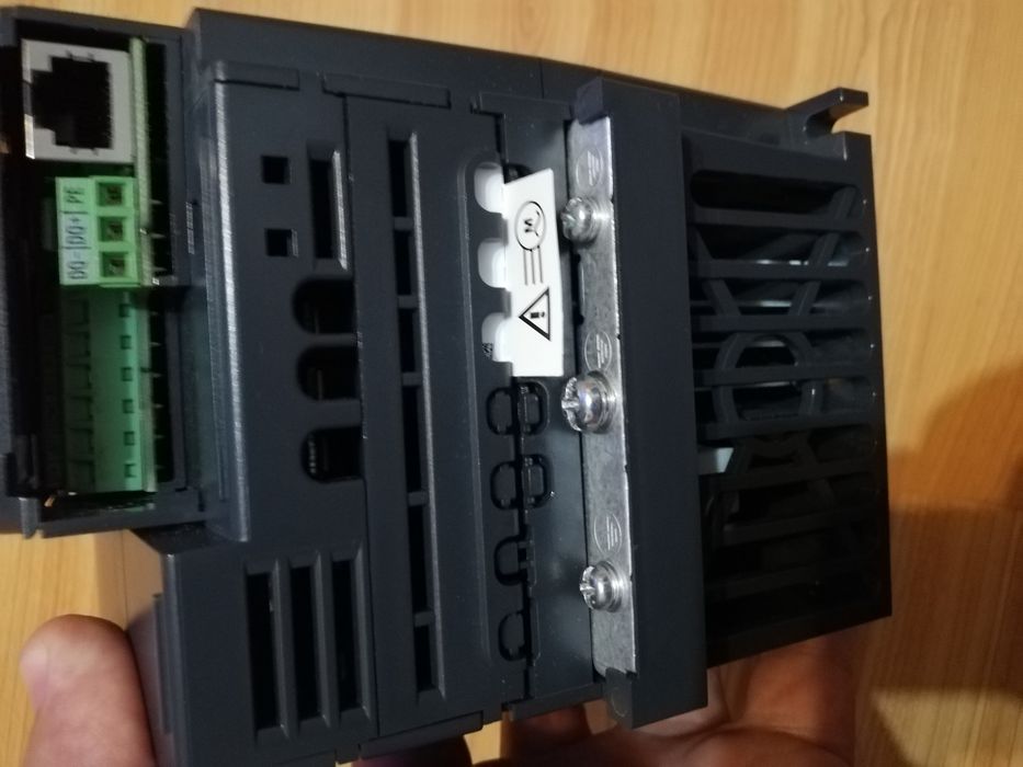 Convertizor frecvență Schneider 0,37kw