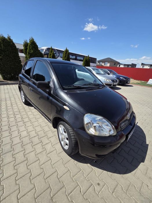 Toyota yaris 2004