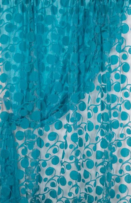 Пердета ушити, готови за поставяне