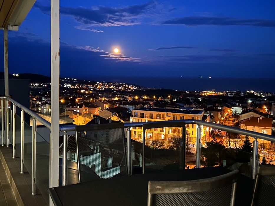 Продава се Тристаен апартамент в Варна, Център - 148 кв.м за 913 €/кв.м - Снимка #18