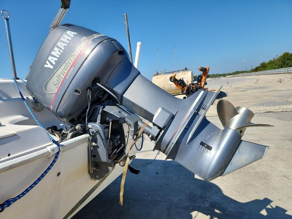Катер HURRICANE двигатель yamaha
