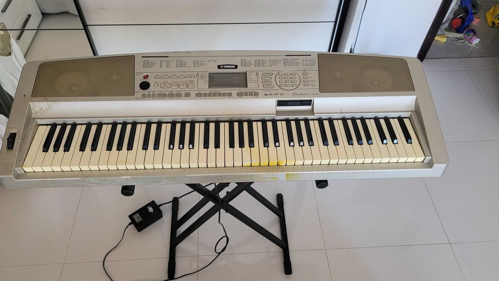 Йоника Yamaha DGX-300