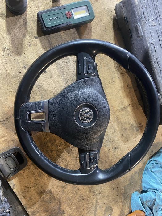 волан за фолксваген с пера