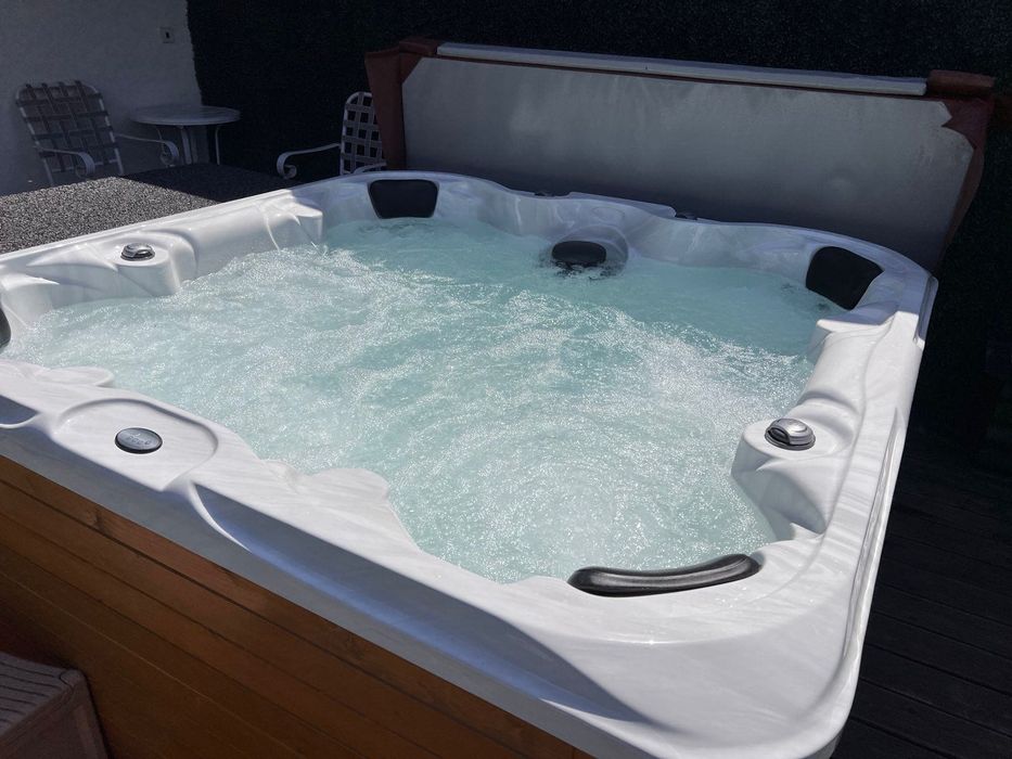 Професионално 7 местно Джакузи за Къщи за Гости Хотели и Спа Комплекси