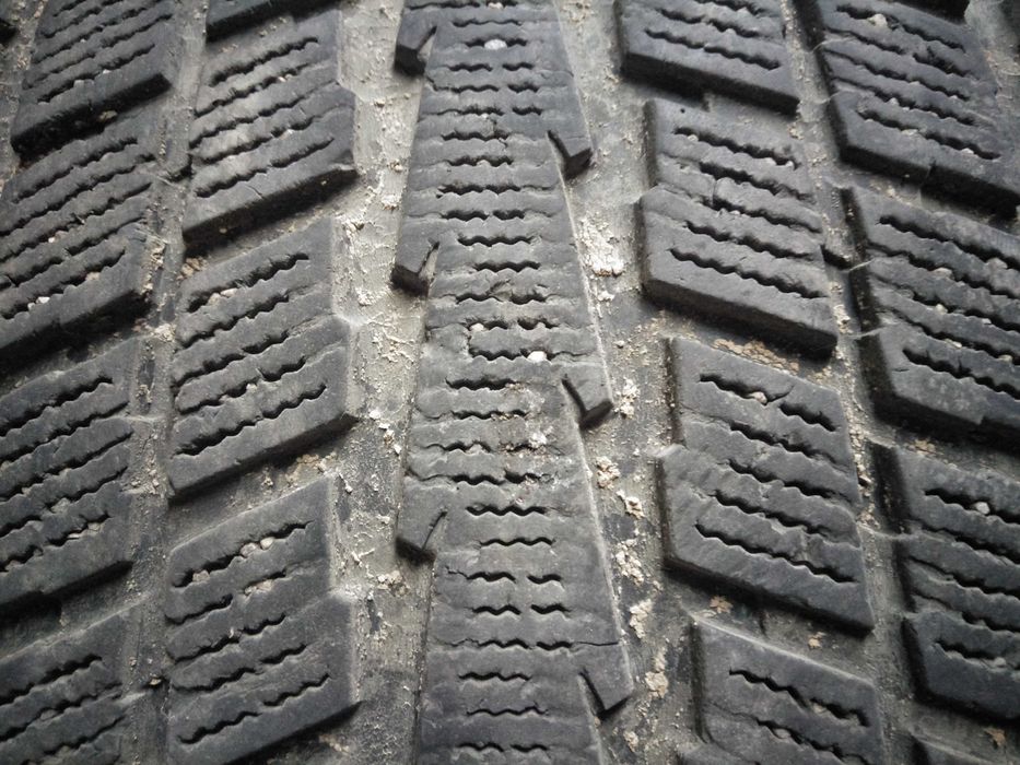 Продаю шины 265/65/17