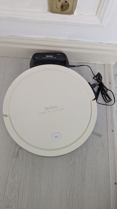 Робот-пылесос Tefal