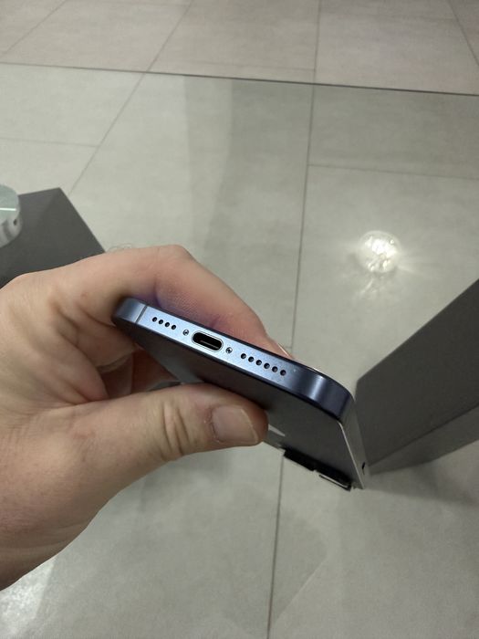 iPhone 15 Pro Max blue titanium 256GB • IMPECABIL • neverlocked