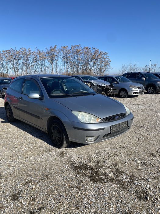Форд фокус 1.6 на части
