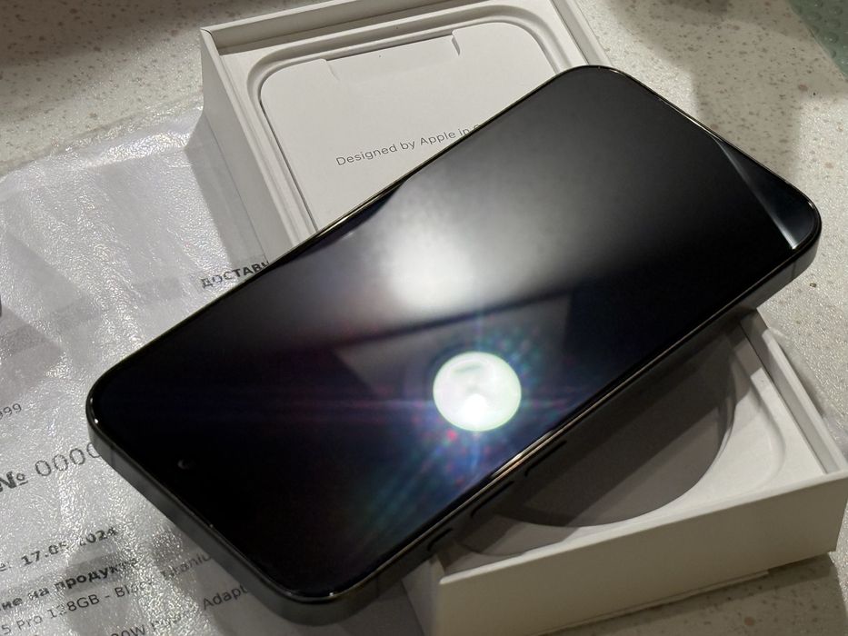 iPhone 15 Pro 128GB Black Esim – Гаранция, Като НОВ, 97% Батерия!