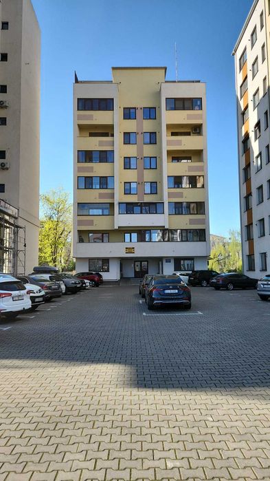 Penthouse - Apartament cu 4 camere de vânzare bloc nou în zona Consul