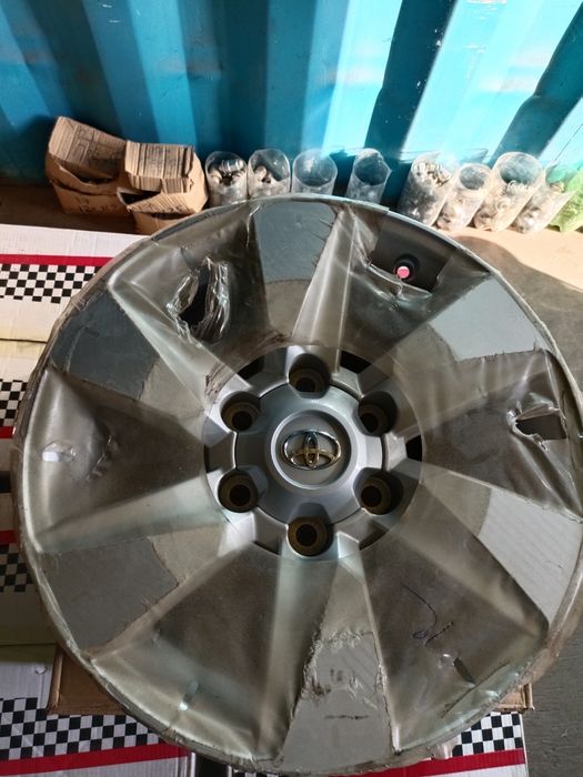 Прадо  17е оригинал новые