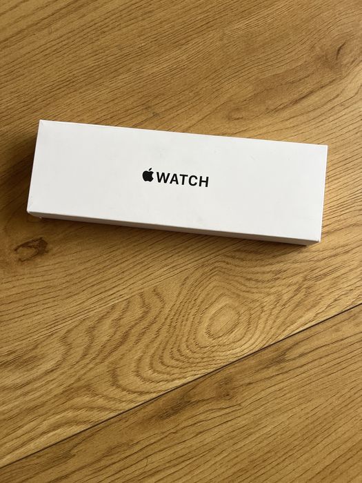 Бартер нов apple watch SE 3 40mm черен