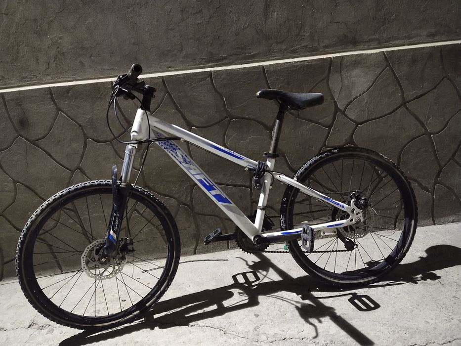 велосипед сатылады 3шт 40 мын