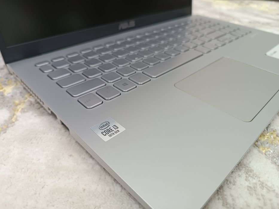 Ноутбук ASUS i3-10thGen + Документы.