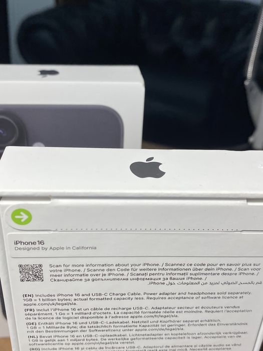 iPhone 16•128 GB • Black