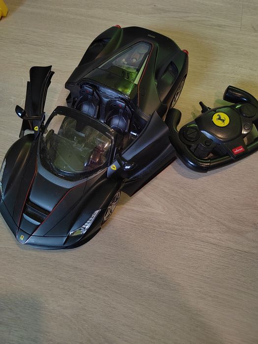 Кола LA FERRARI APERTA DRIFT, с  радиоуправление
