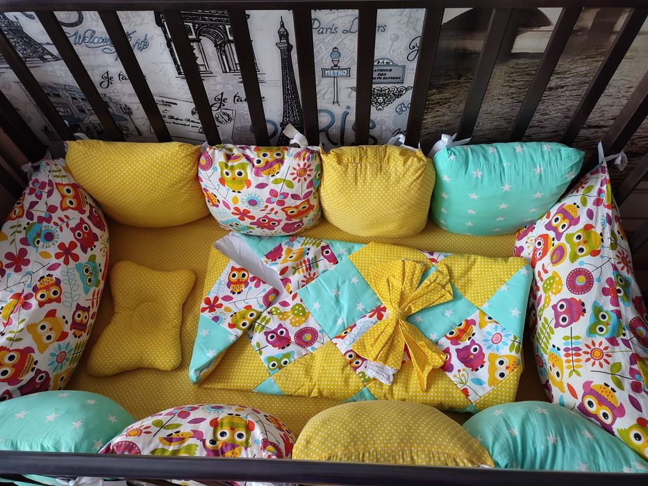 Детская кровать-маятник