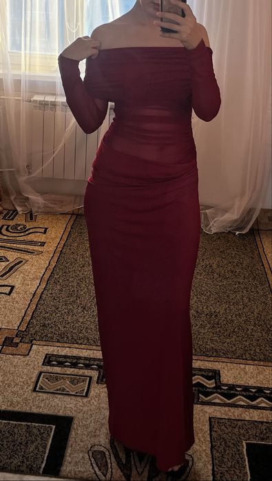 Бордовое платье на вечер