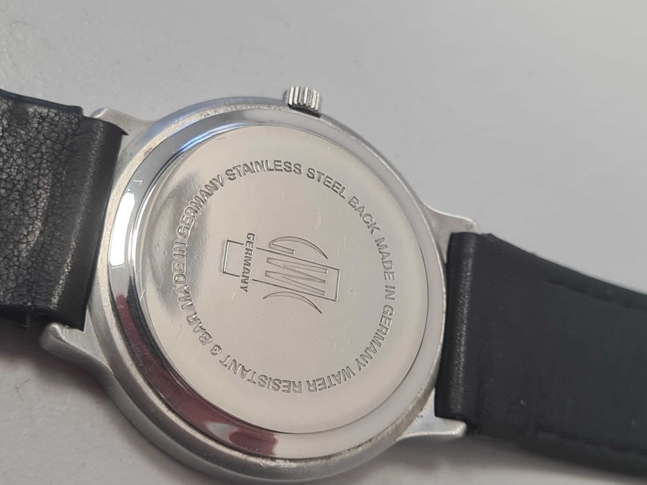 Часовник   audi retro