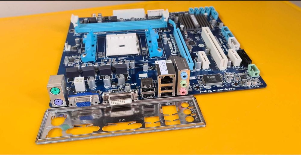 613S.Placa De Baza Gigabyte GA-A55M-S2V,2xDDR3,Socket FM1
