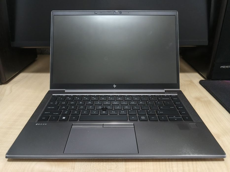 HP ZBook 14 G8 14" IPS FHD / RYZEN 3 PRO 4450U / 8GB DDR4 / 256GB NVMe