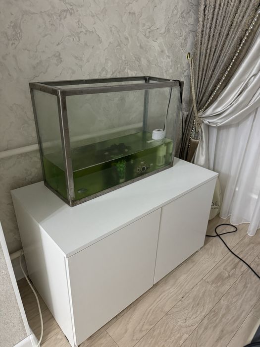 Аквариум с тумбой
