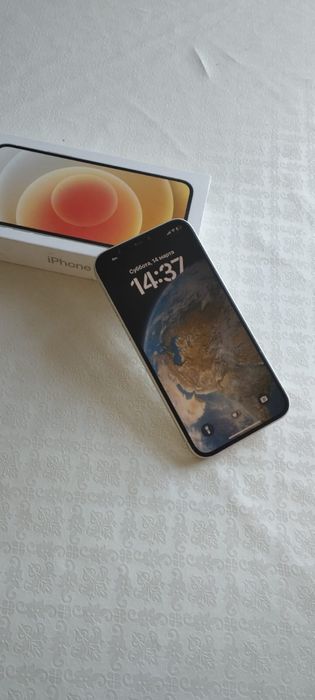 Iphone 12 продается