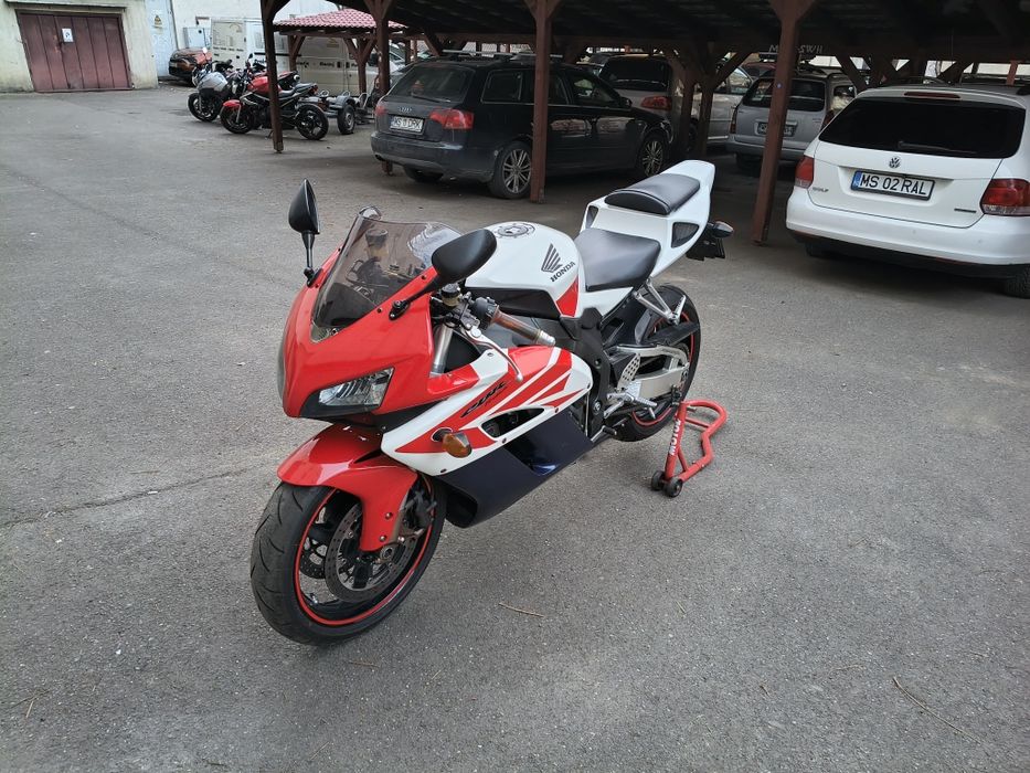 Honda CBR 1000 rr SC57 Fireblade // Power Commander //  Jardine RT-One Carbon. USA