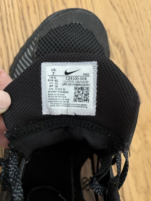 Incaltari sport Nike pt baschet
