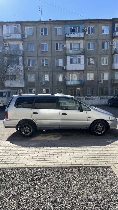 Продам машину Honda  Odyssey