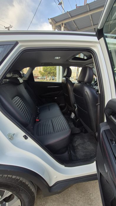 KIA Sonet Full, 3 pozitsiya lyuk bor.