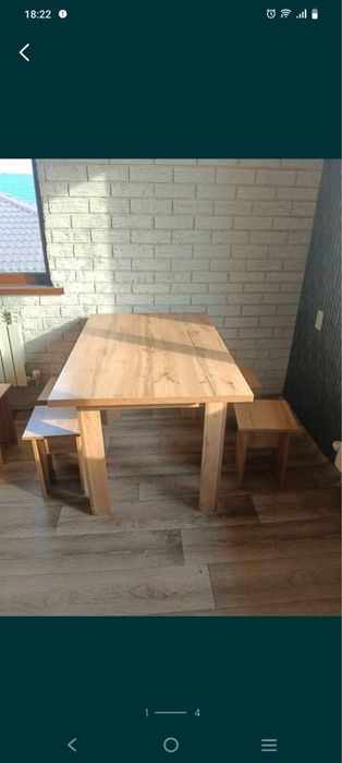 Продам столы со стульчиками.