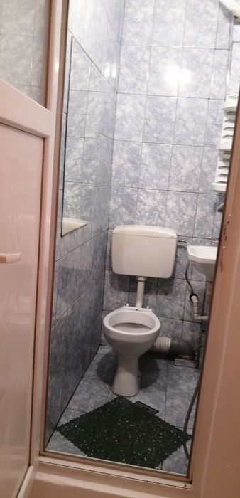 Garsoniera de vânzare