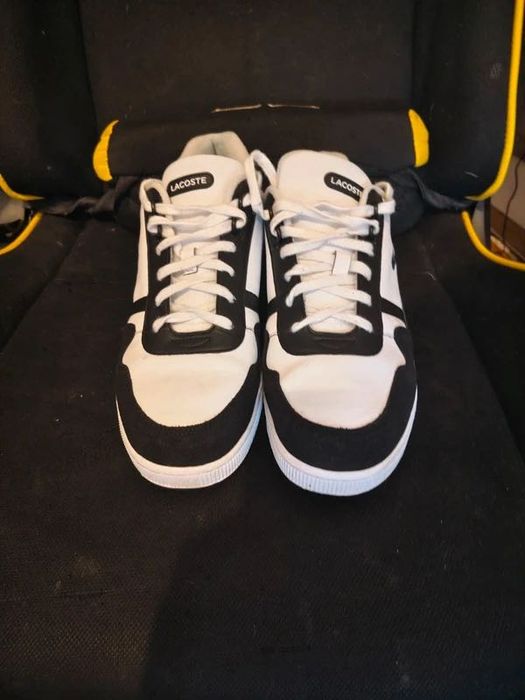 Vând sneakers Lacoste mărimea 46