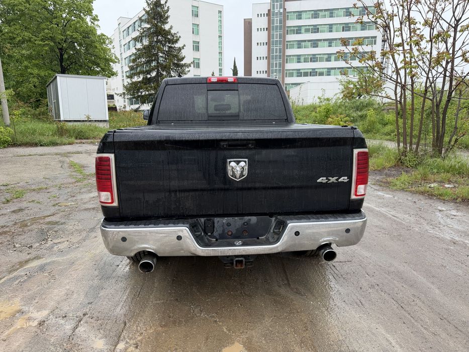 Dodge RAM 1500 LARAMIE на части