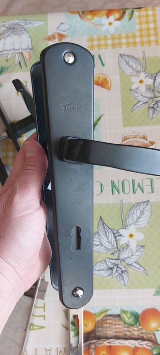 Брави Deka + дръжки Sonico