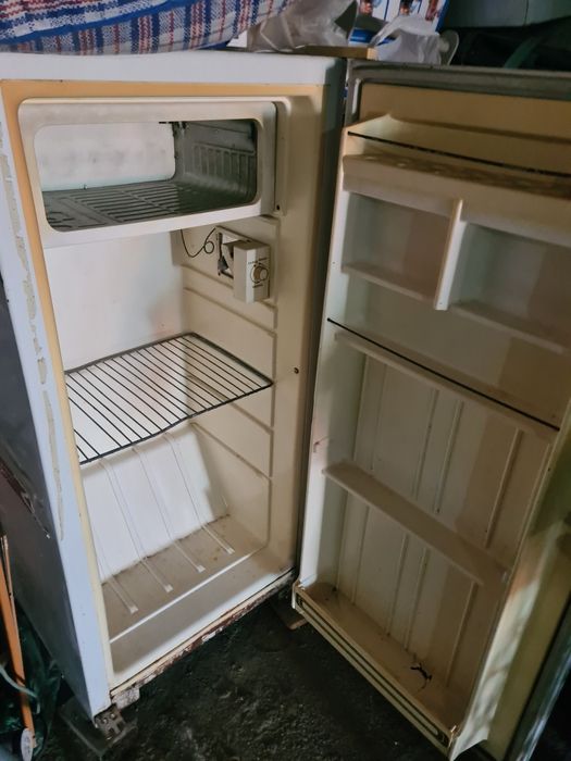 Продаётся холодильник.