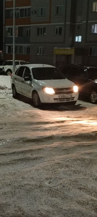 Продам машину лада гранта 2013 года