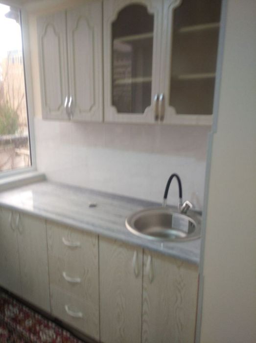 Сдается квартира 3х комнатная 2 этаж саттепо