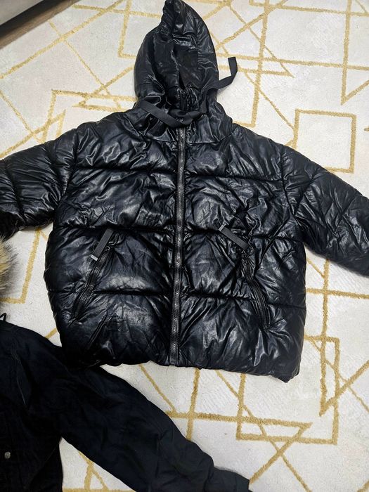 2 женские зимние куртки отдам