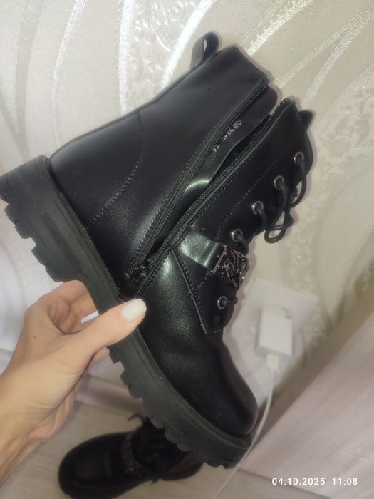 Ботинки натуральная кожа на девочку размер 36