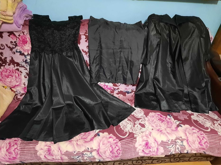Rochie rochita neagra cu blazer transport gratuit